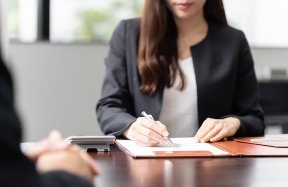 悩んでいる個人事業主の方向けのカウンセリング | 東京でカウンセリングで保育と女性の困り事に応えるAmy.co